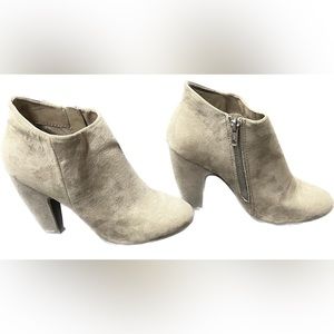 Mossimo Ankle Boots Booties Vegan Faux Suede Tan 8.5